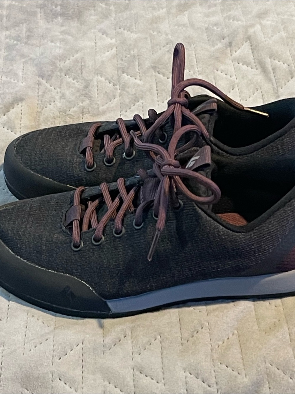 Black Diamond Equipment shoes womens 6.5 EUC - Picture 2 of 9